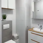 Cudovny Z Wlasnym Ogrodkiem I Miejscem Parkingowym W Garazu Apartment *