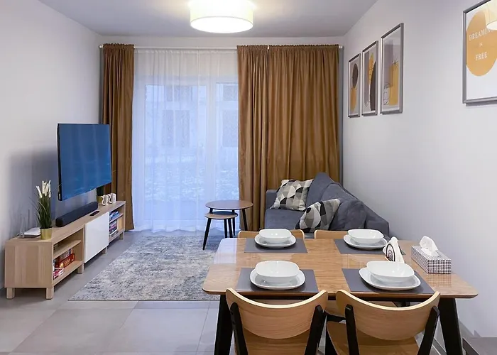 Appartement Cudovny Z Wlasnym Ogrodkiem I Miejscem Parkingowym W Garazu Kudowa-Zdrój